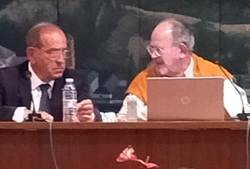 Antonio Gil de Carrasco: «Cuando la intolerancia regresa: cinco siglos después, las cenizas siguen ardiendo»