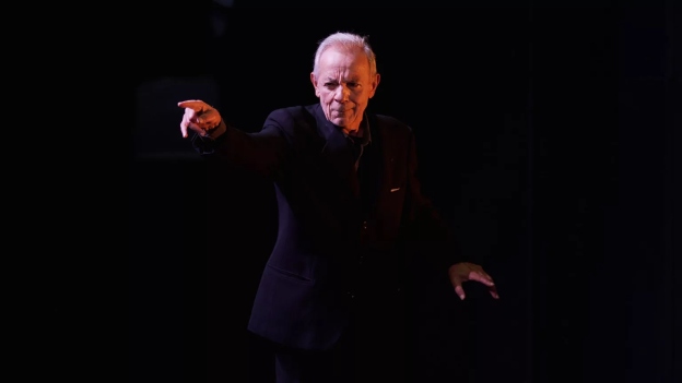 José A. Delgado: «José Luis Gómez o el teatro»