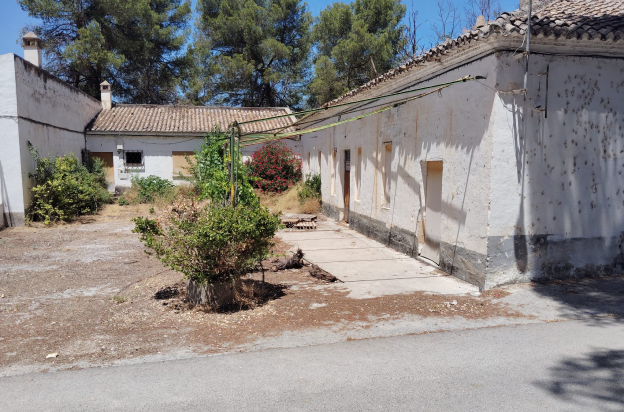 Manuel Fernández Guzmán: «Salvemos la Cantina de Los Bermejales»