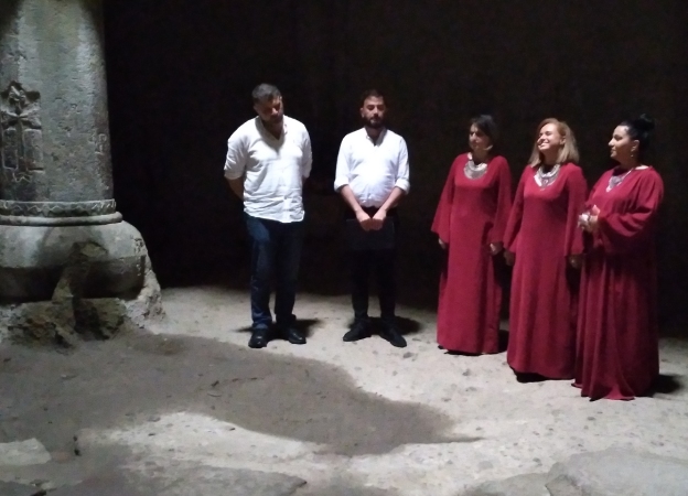 Juan Franco Crespo: Armenia, 17/17: «Geghard, concierto coral»