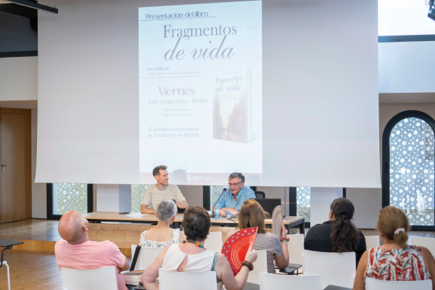 Presentación de ‘Fragmentos de vida’ de Pedro Ruiz-Cabello Fernández en Tíjola